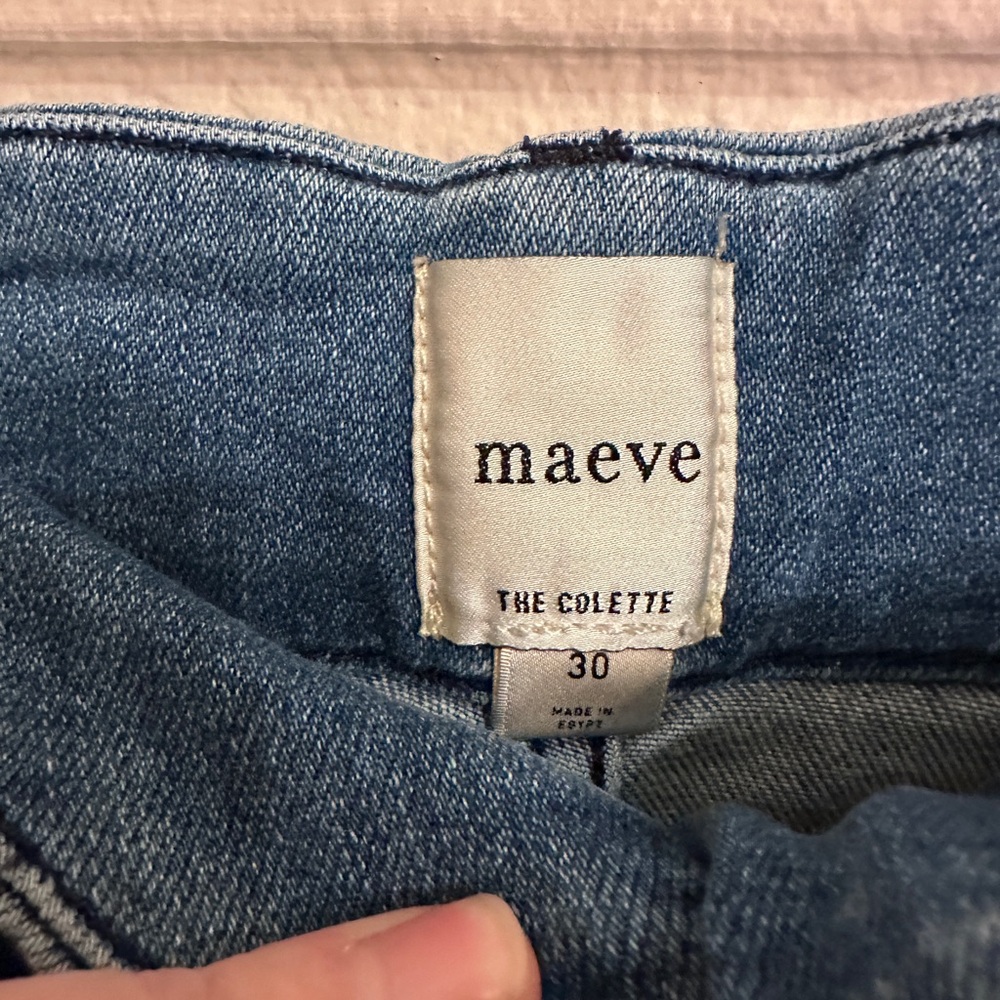 Maeve Cropped Wide-Leg Jeans in Medium Blue - Picture 3 of 4